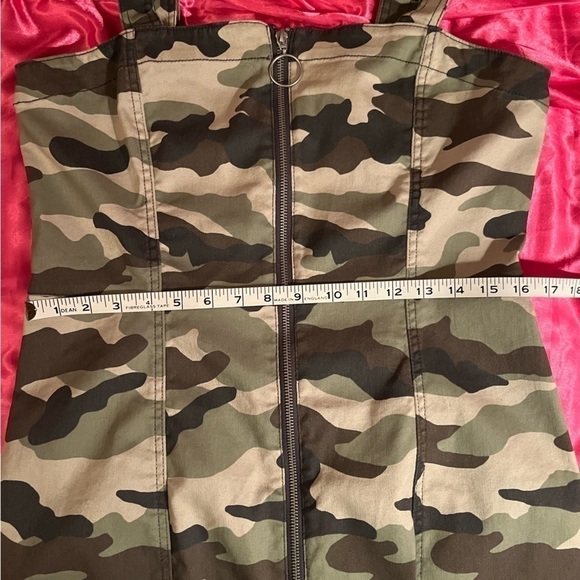 NWOT Camo overall dress - Picture 6 of 9